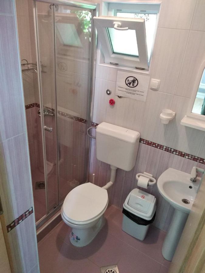 Peštani Villa Mimi מראה חיצוני תמונה