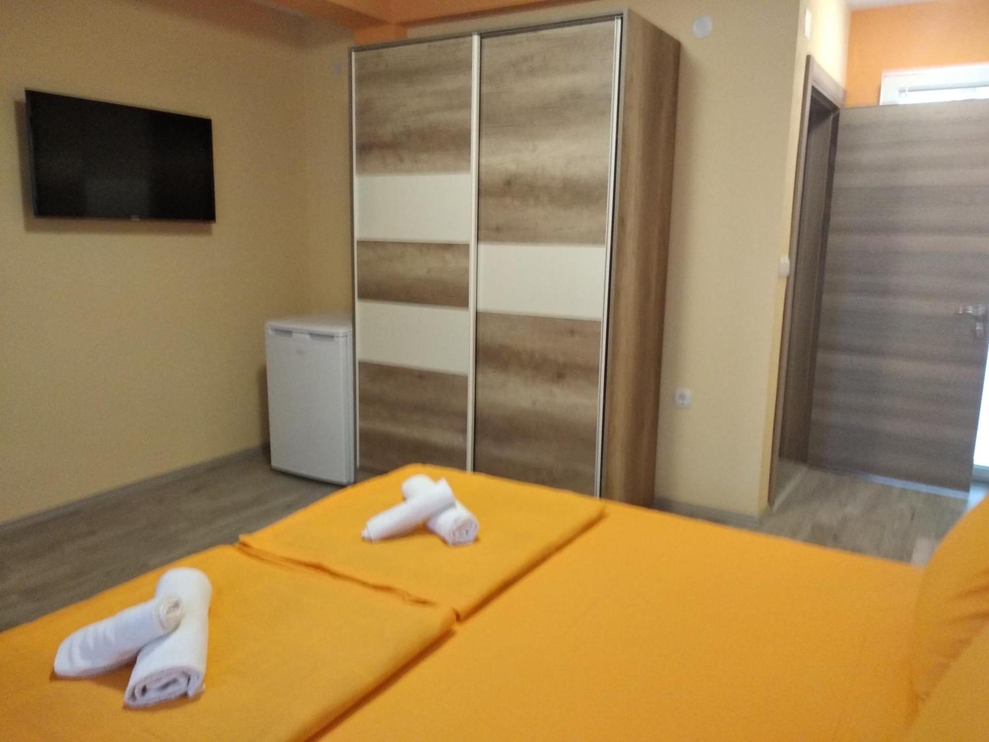 Peštani Villa Mimi מראה חיצוני תמונה