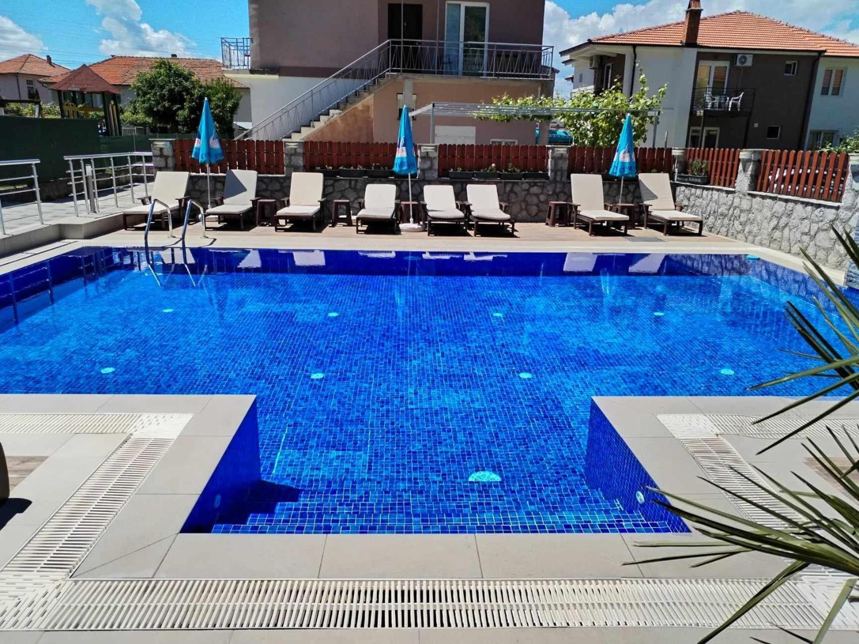 Peštani Villa Mimi מראה חיצוני תמונה