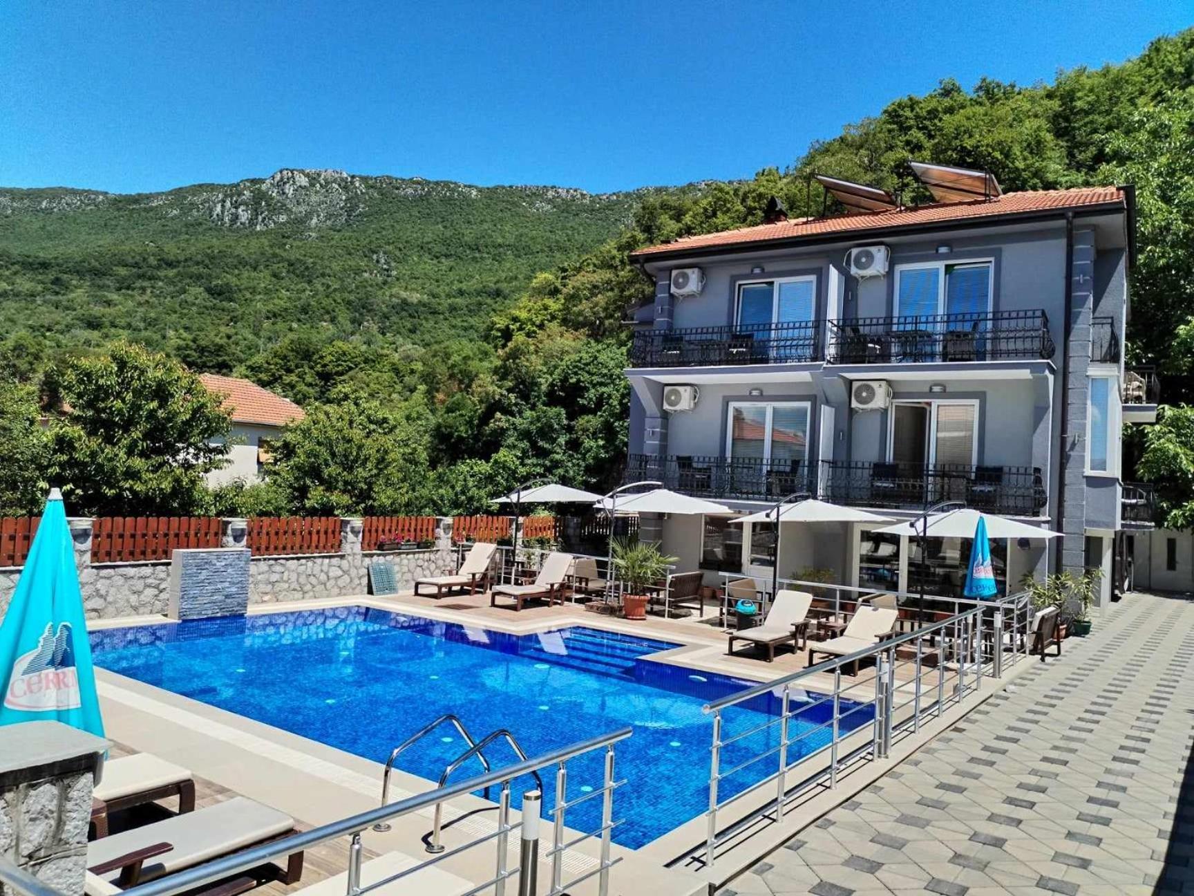 Peštani Villa Mimi מראה חיצוני תמונה